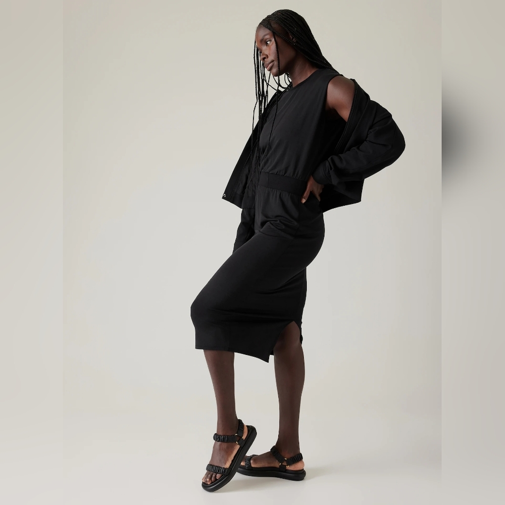 Athleta Santorini Cinch Dress in Black